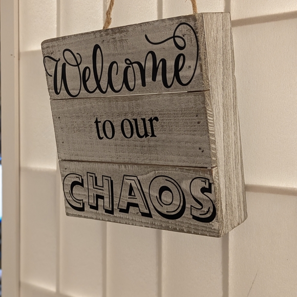 Rustic Gray Welcome Sign - Picture 3 of 4